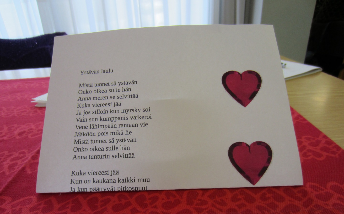 Mistä tunnet sä ystävän... laulun sanat