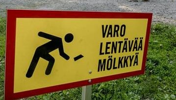 Varo mölkkyä