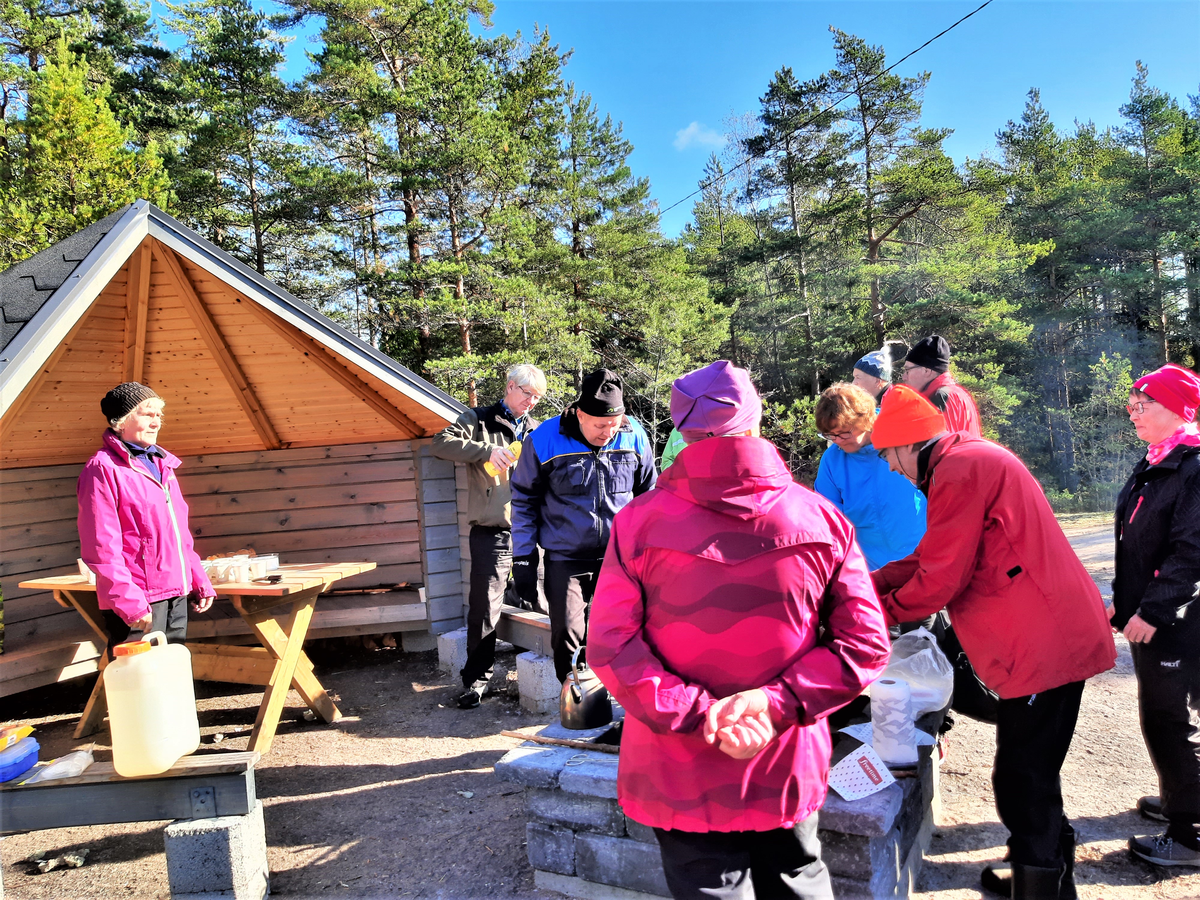 Tauko Teirinkallion laavulla
