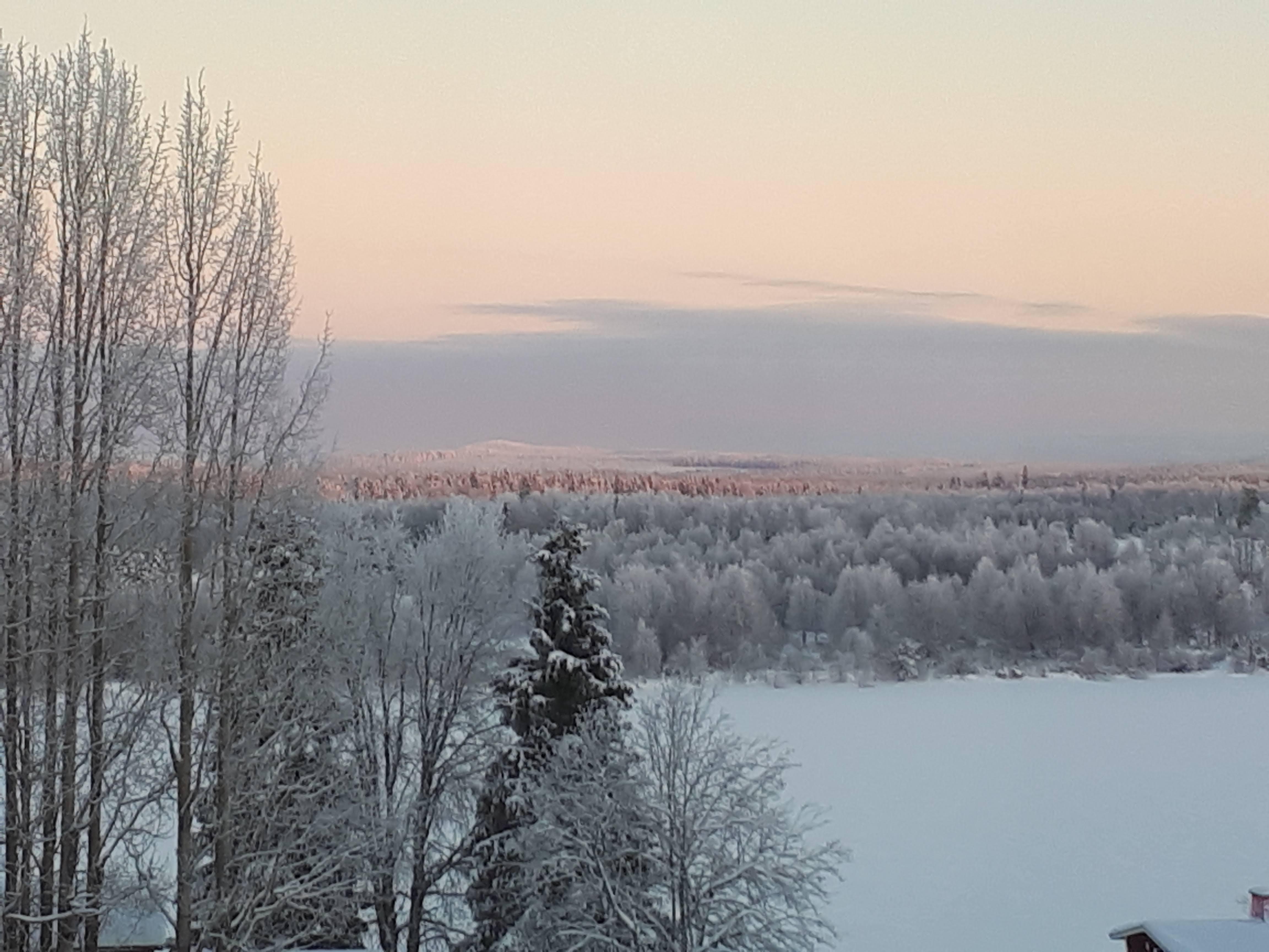 Maisema Saunavaarasta itään
