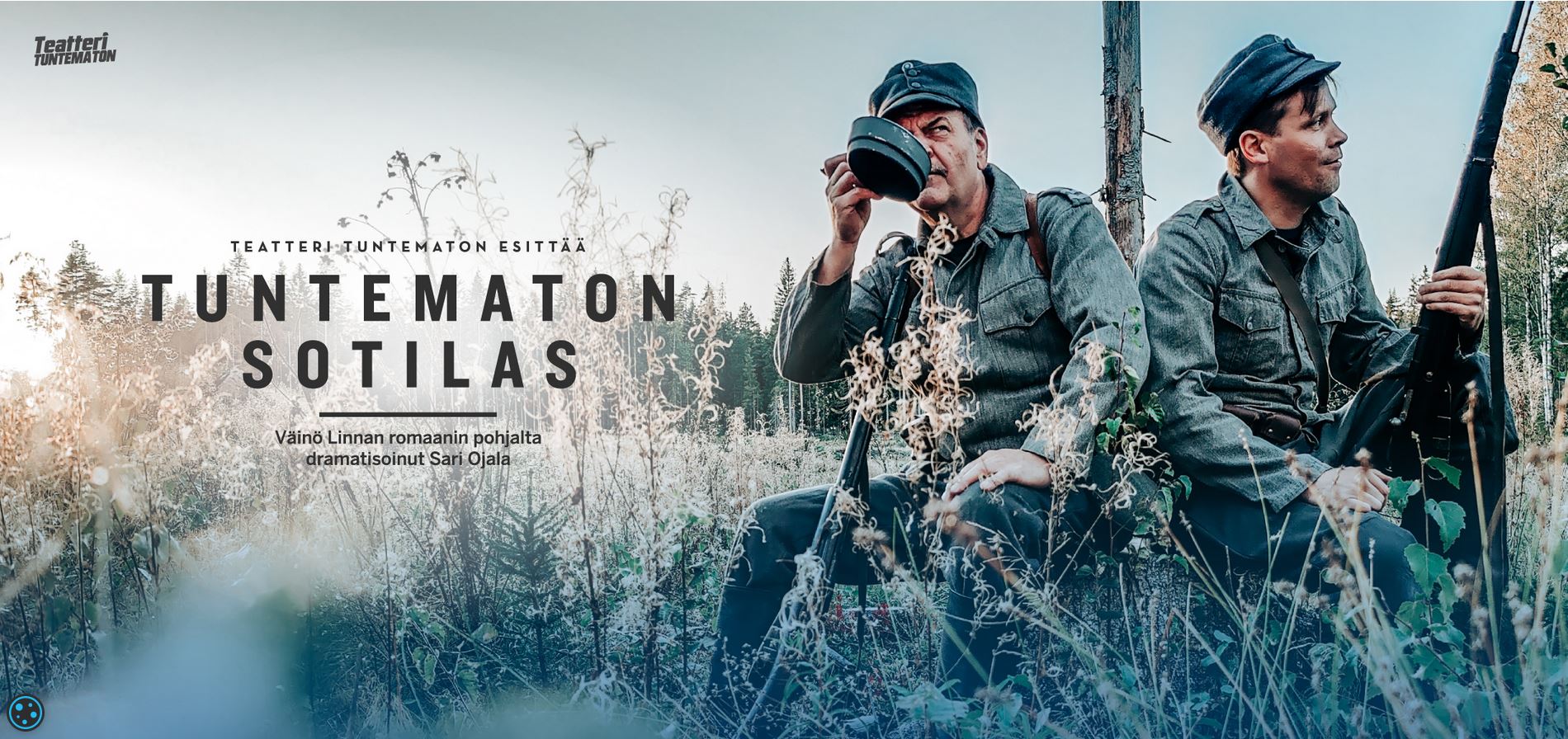 Teatteri Tuntemattoman kuva, jossa kaksi sotilasta tauolla