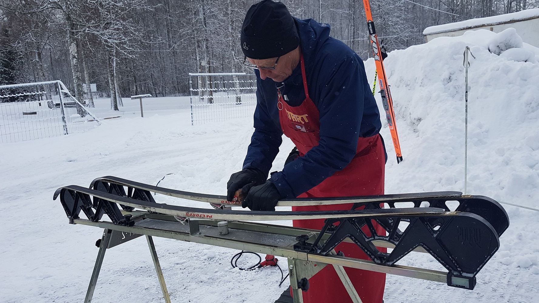 Lopelle Hiihtopäivän voitelumestarina toimi Lassi Vesalainen.