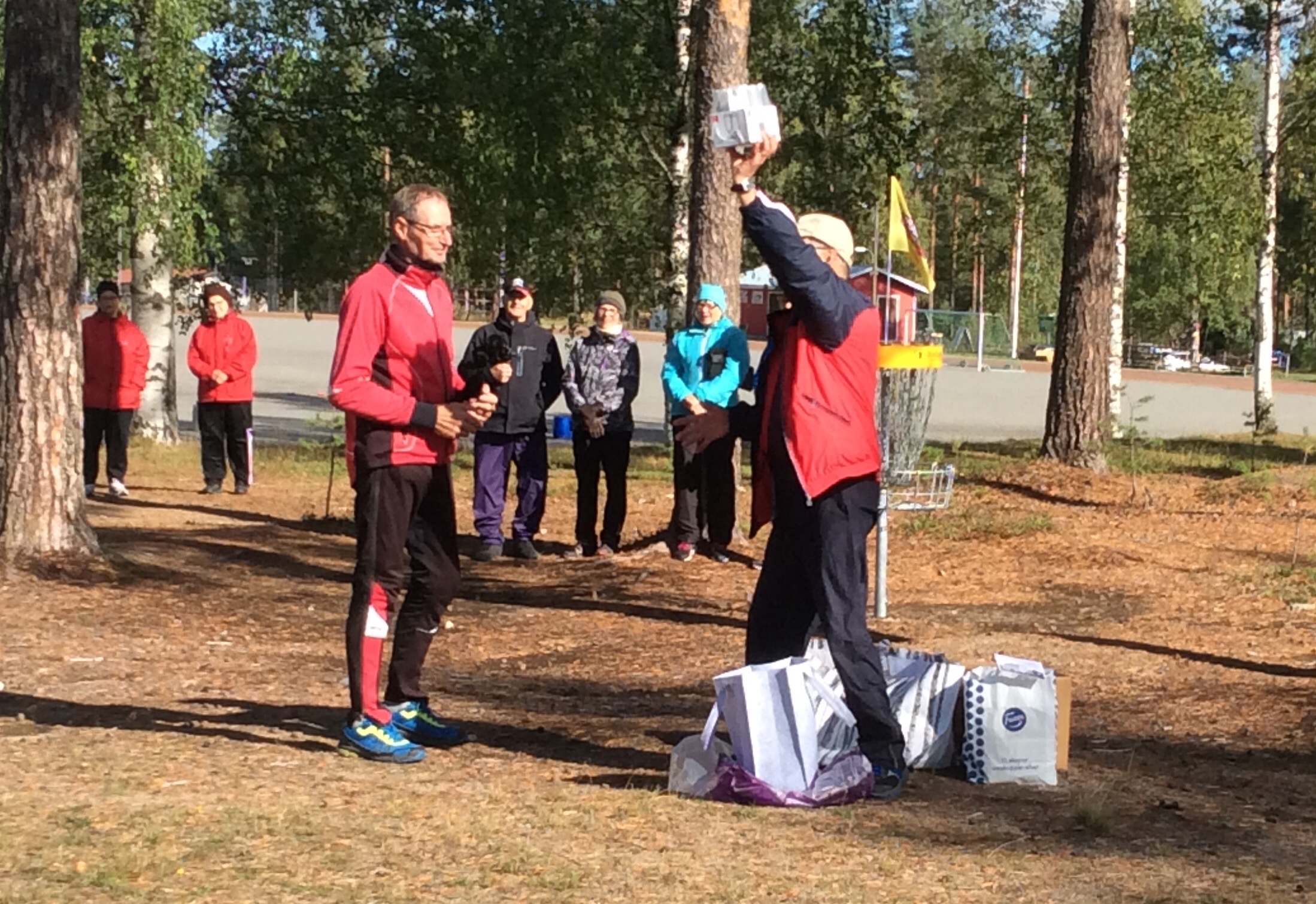 Palkintoja jaetaan kisoissa