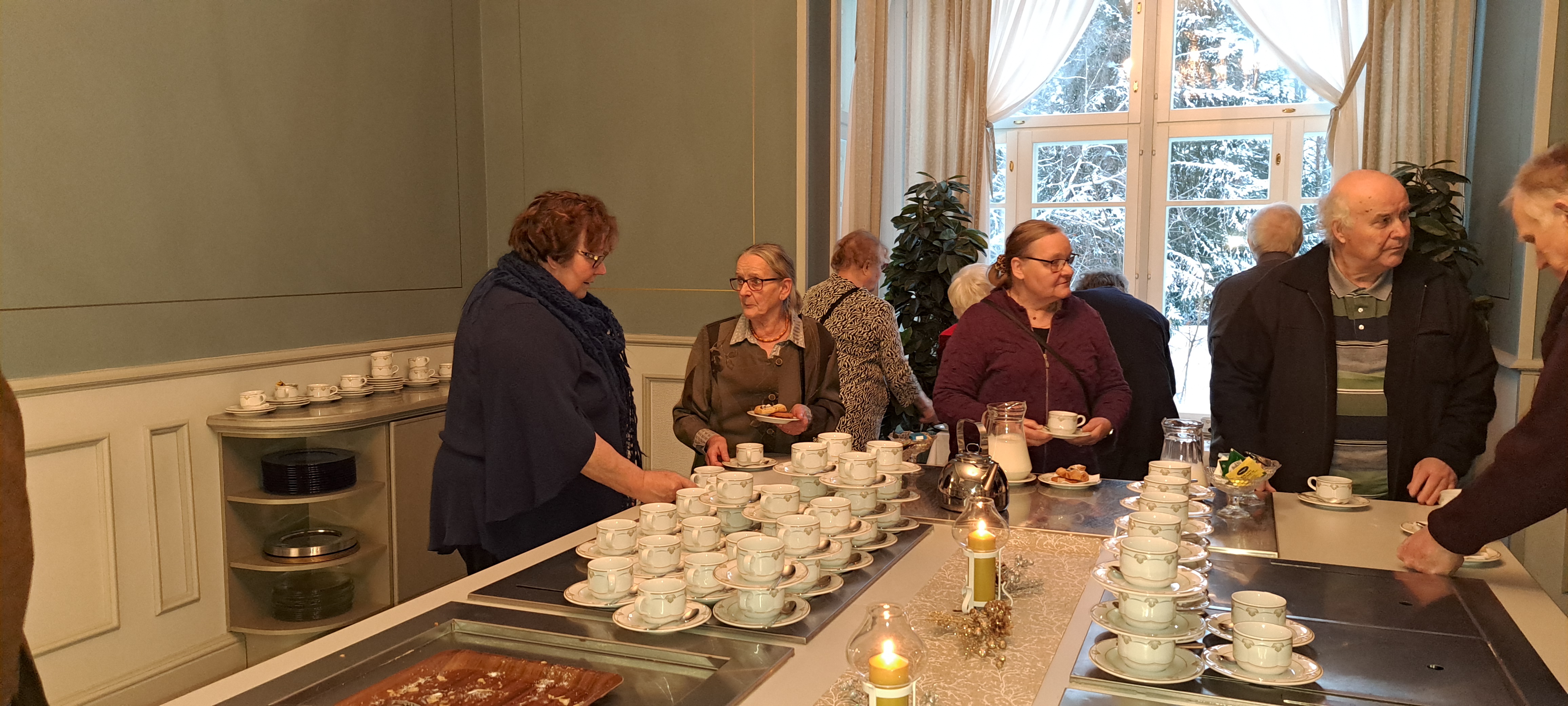 Lopuksi juotiin torttukahvit