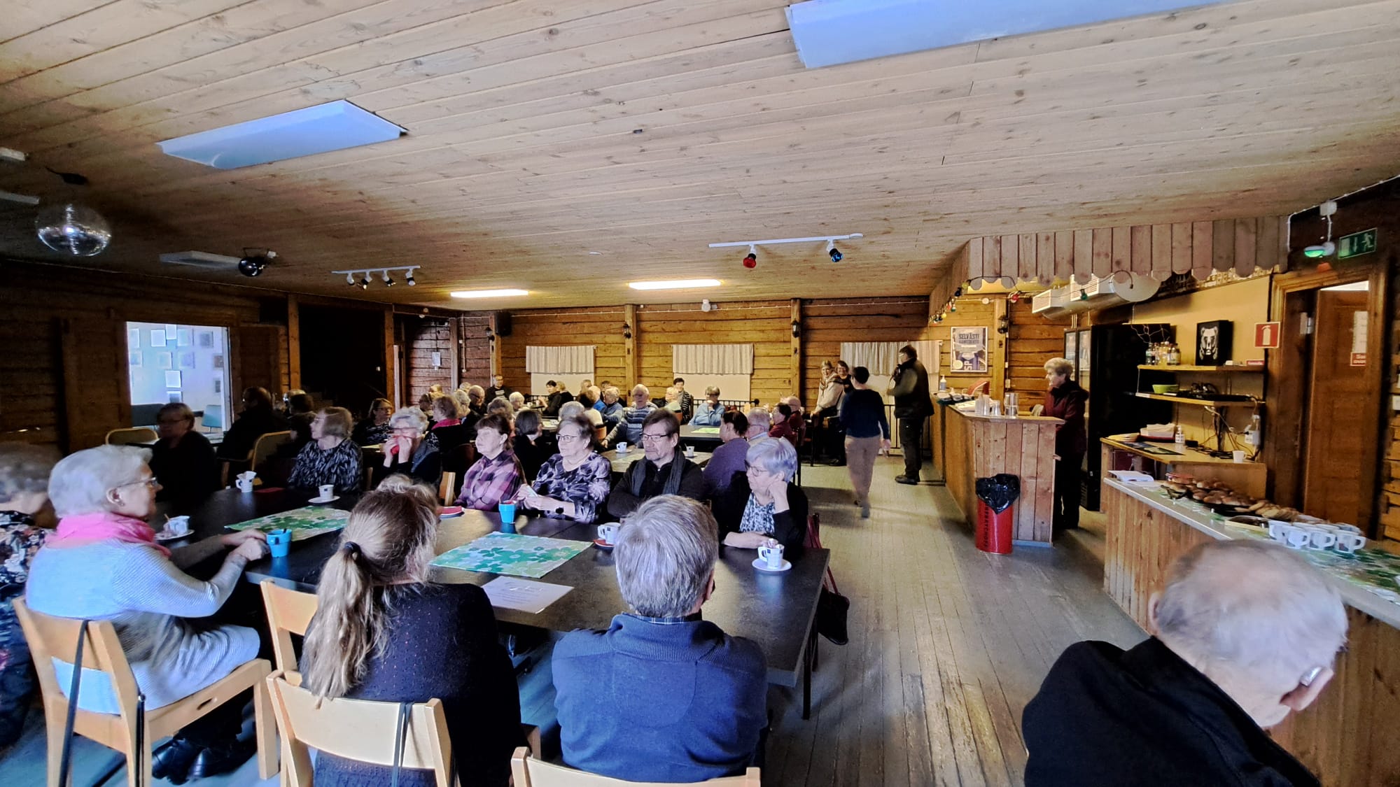 Oli meitä taas sali täynnä, Kiitos Riitta Valon.