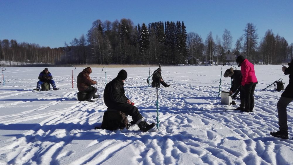 Pilkkijöitä