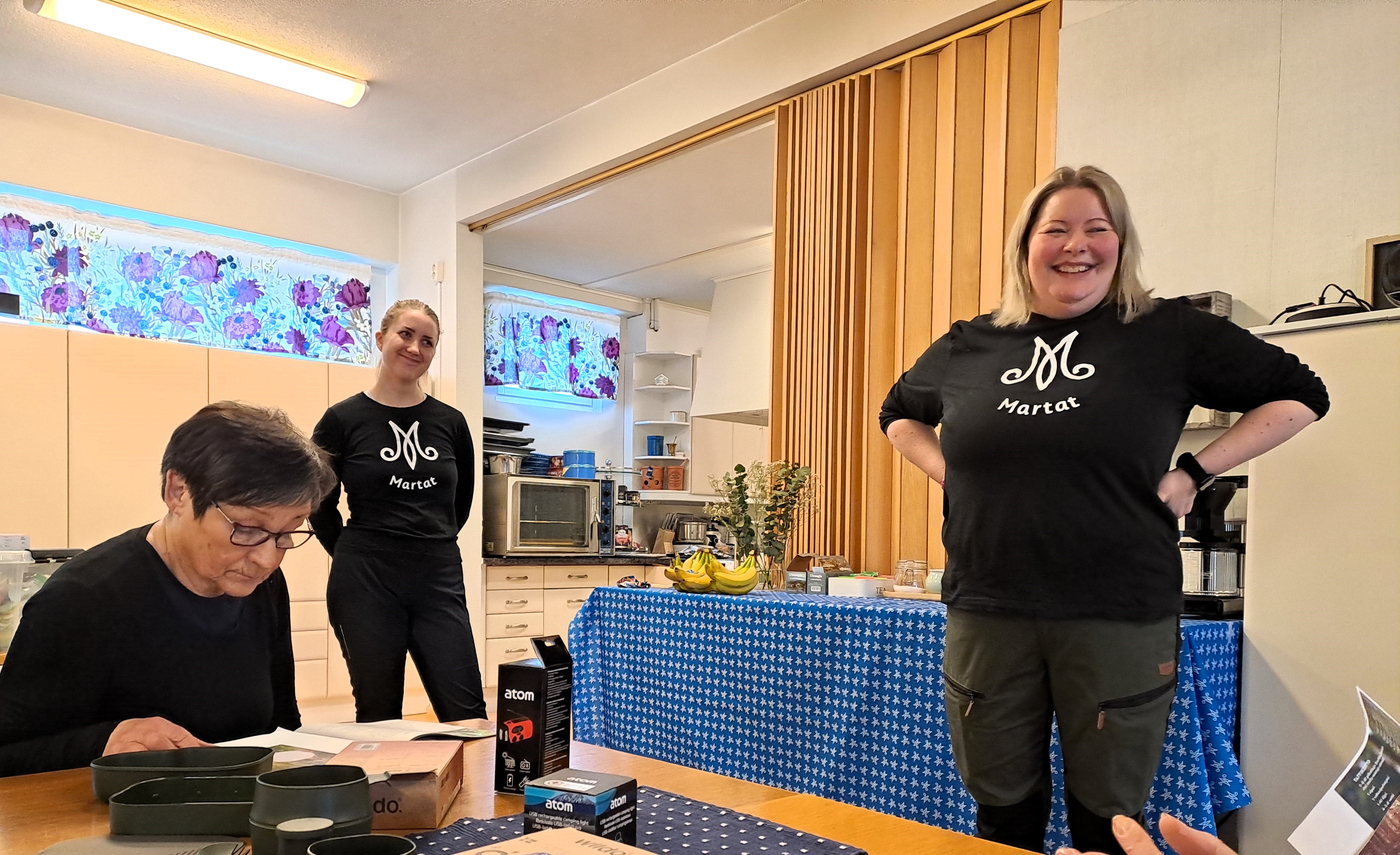 Heidin ja Hennan ohjauksessa retkiruokakurssilla