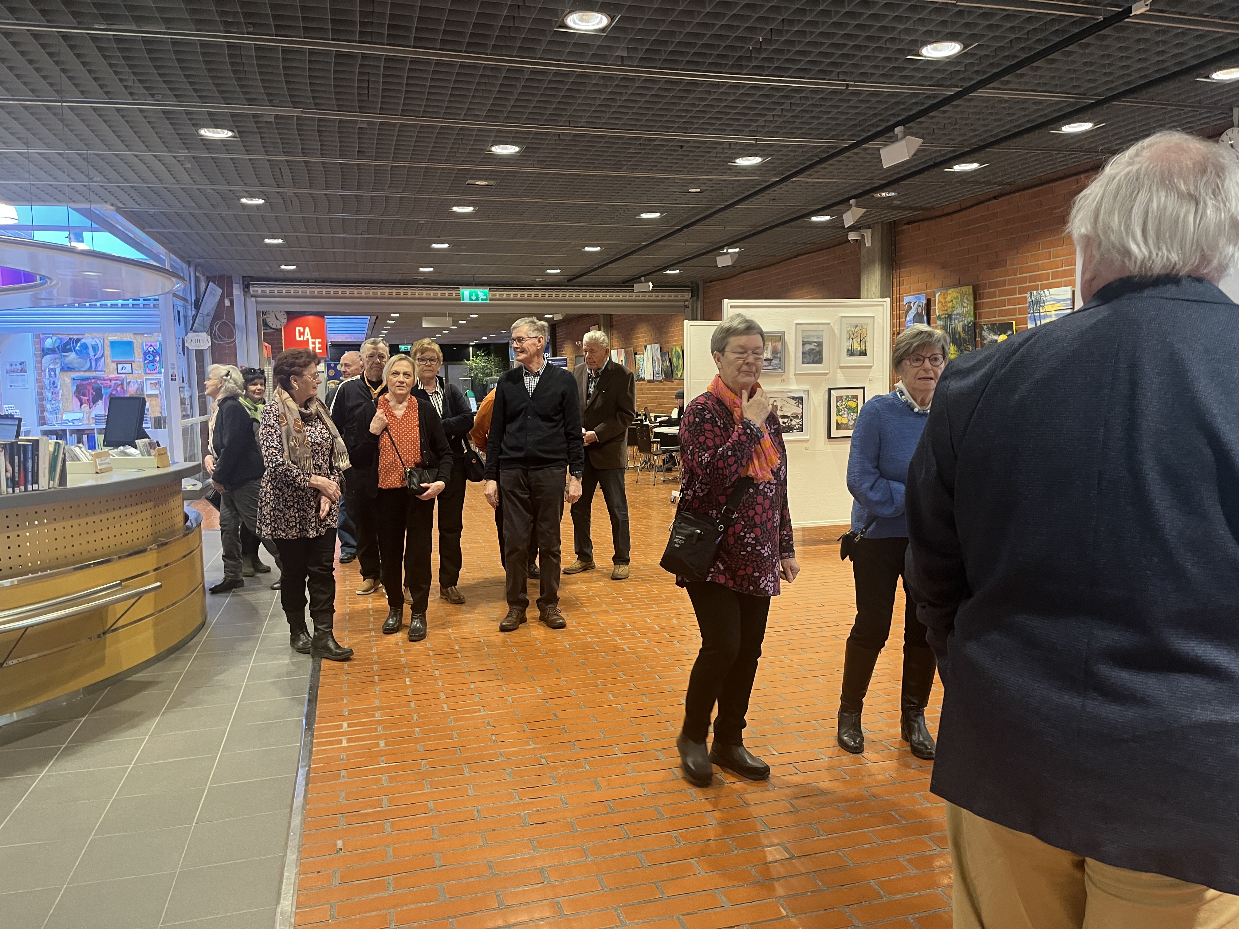 Ryhmämme kulttuurikeskuksessa3