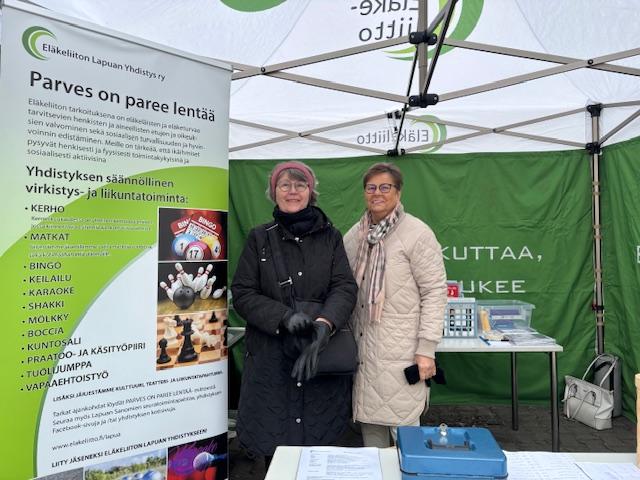 Elläkeliiton markkinakojulla