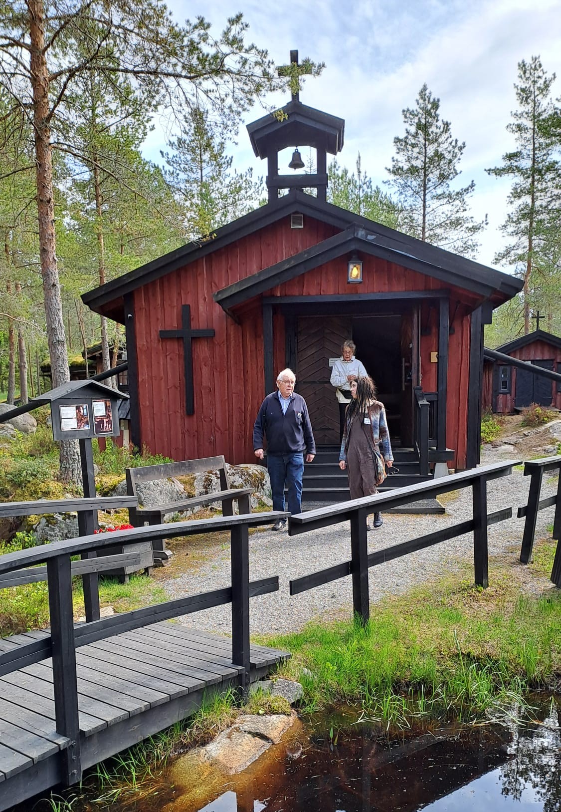 Nanoq on Suomen ensimmäinen arktinen museo. Se avattiin yleisölle vuonna 1991. Museon perustaja Pentti Kronqvist sai idean museoon omilla naparetkillään.