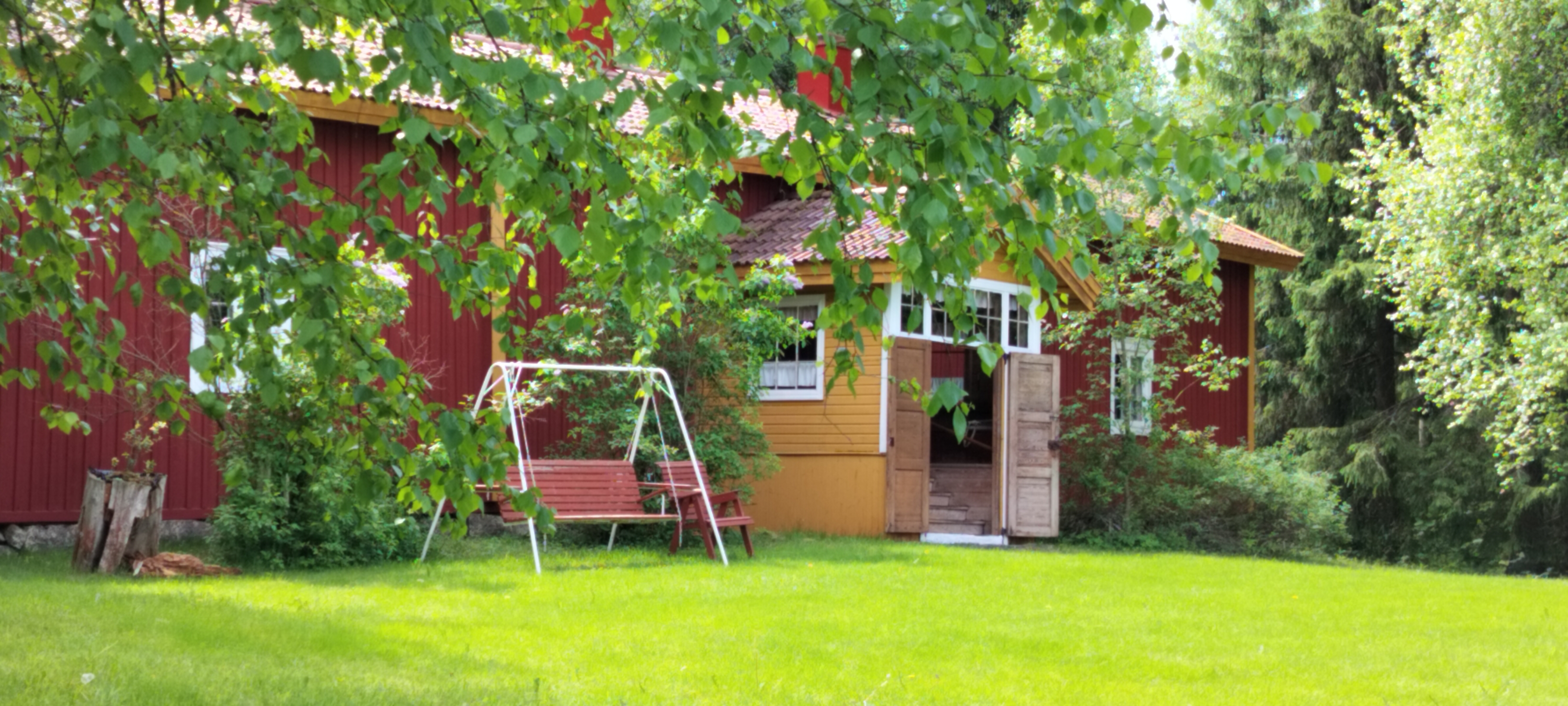 Kauppilan pihaovi