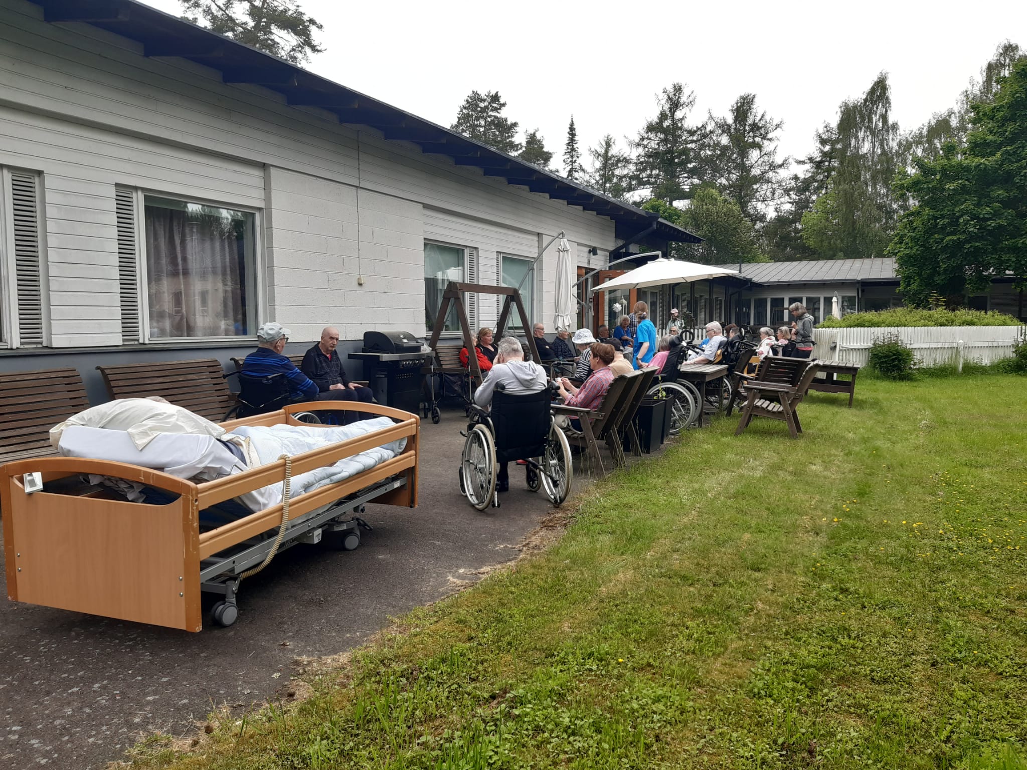 Vapaaehtoisten yhteislaulutilaisuus Meritulikodissa