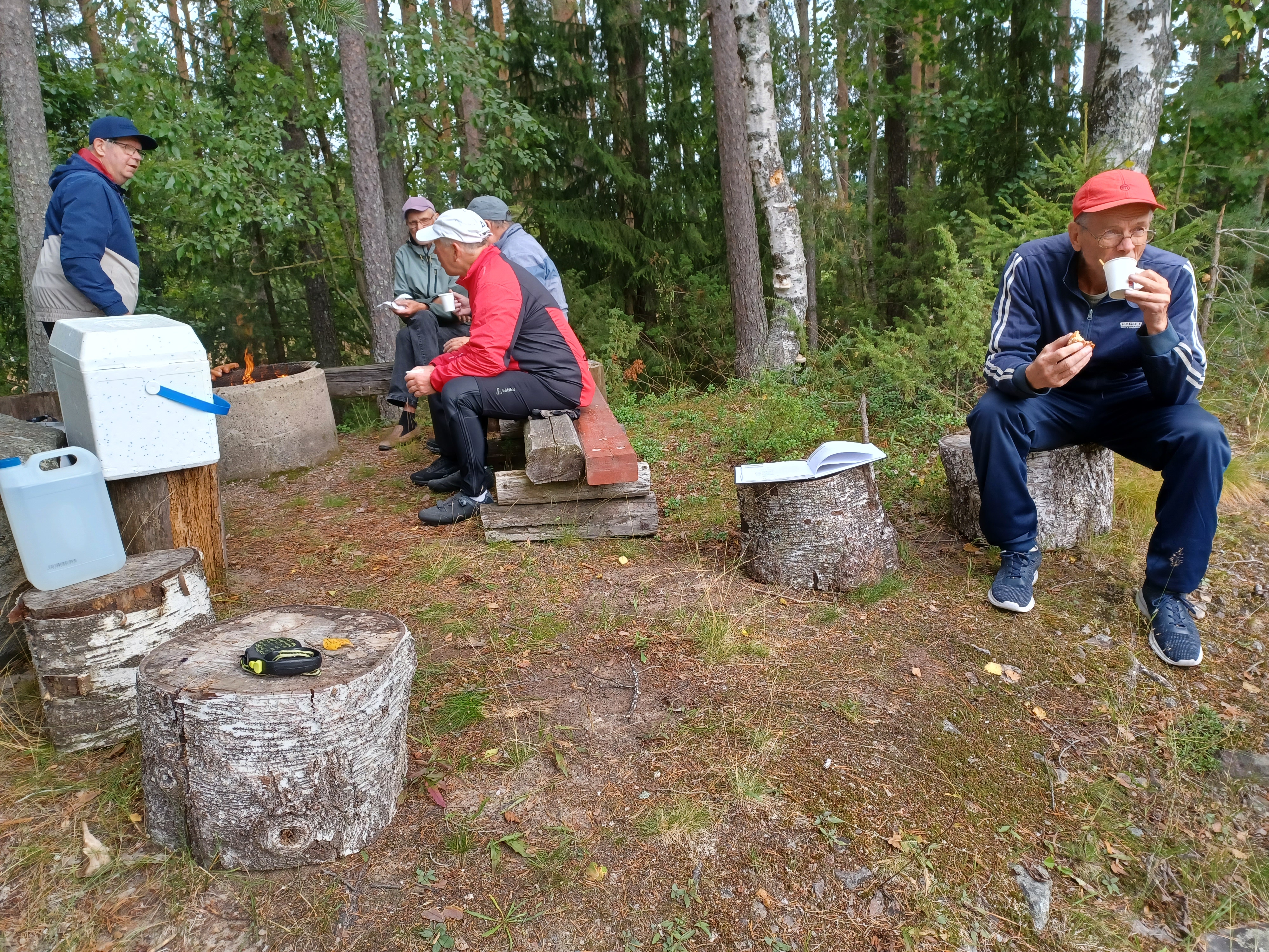 kentällä3