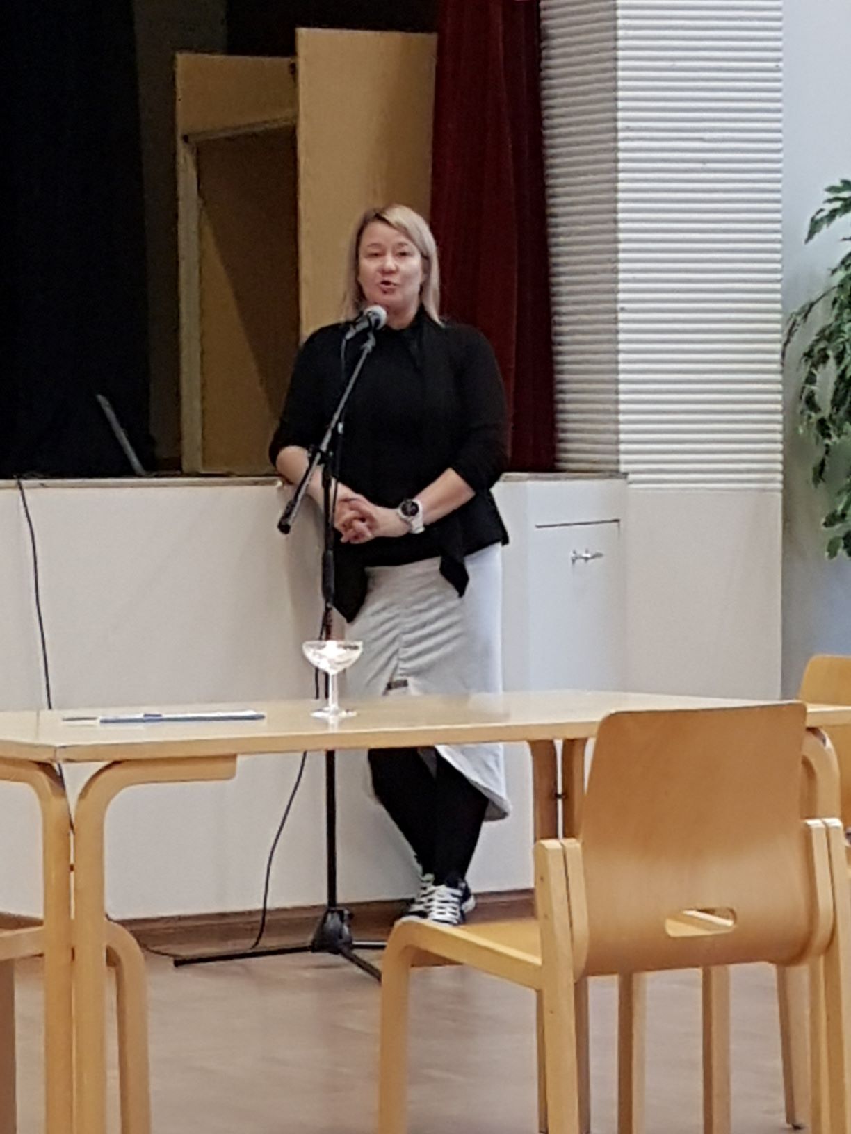 kuukausitapaaminen 14.10