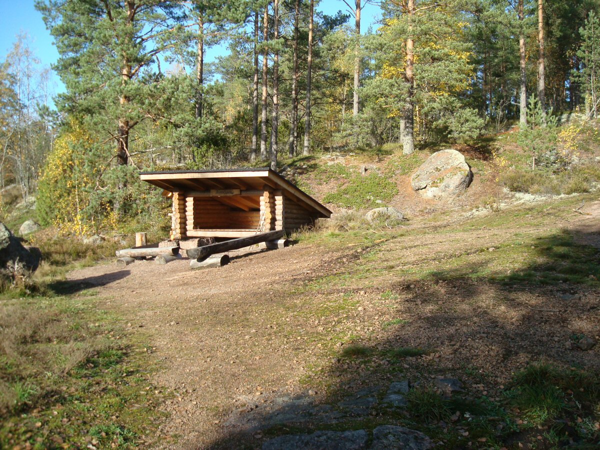 Laavu Vartiovuorella