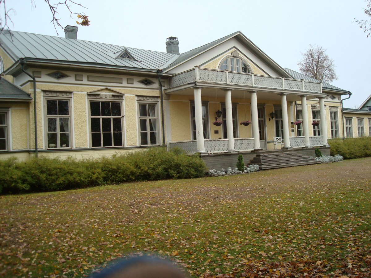 Päärakennus