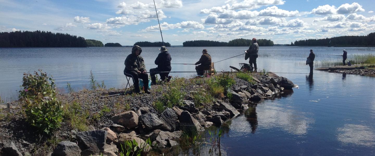 Onkijoita järvellä