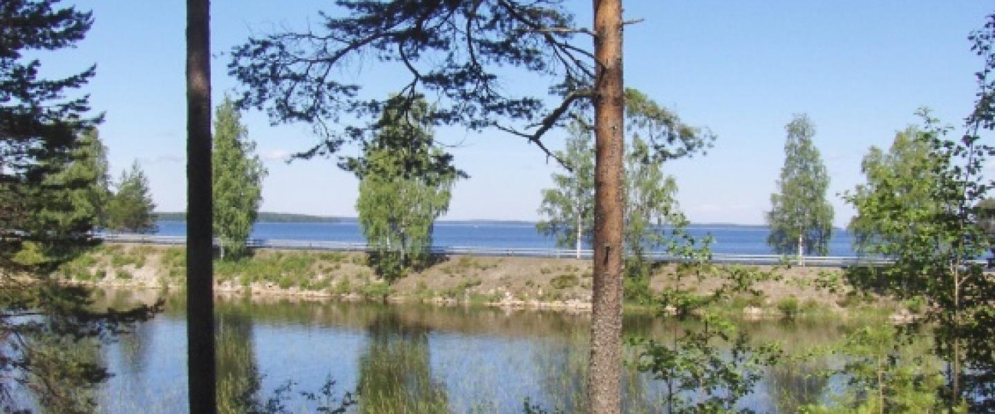 Kaksi rantaa 123