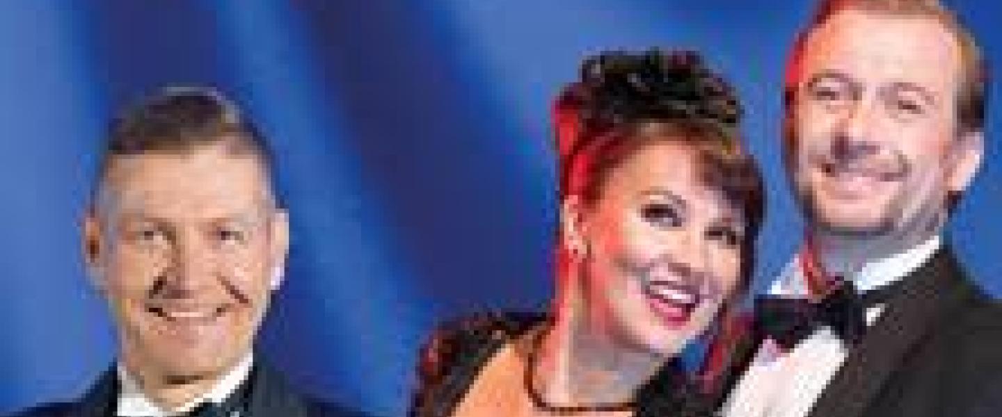 Solistit Arja Koriseva, Hannu Lehtonen ja Juha Ketola