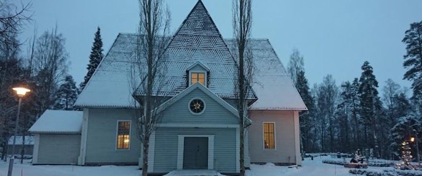 Talvikuva Elimäen kirkosta
