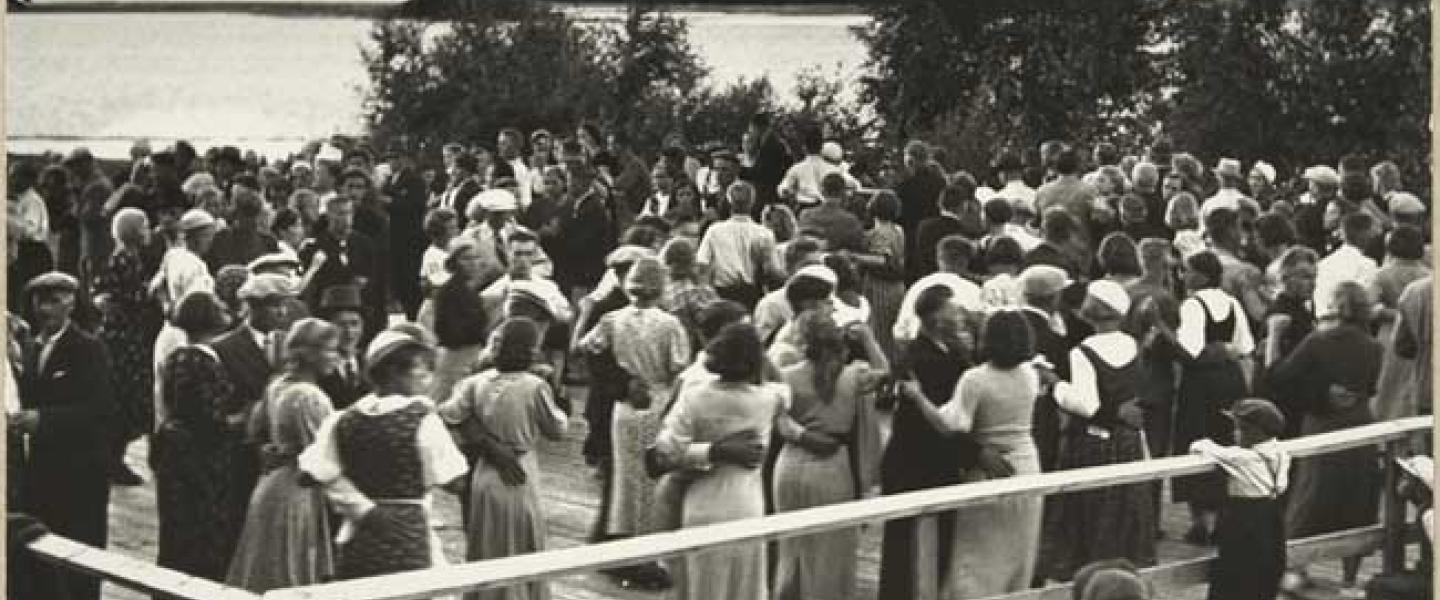 Tanssilava