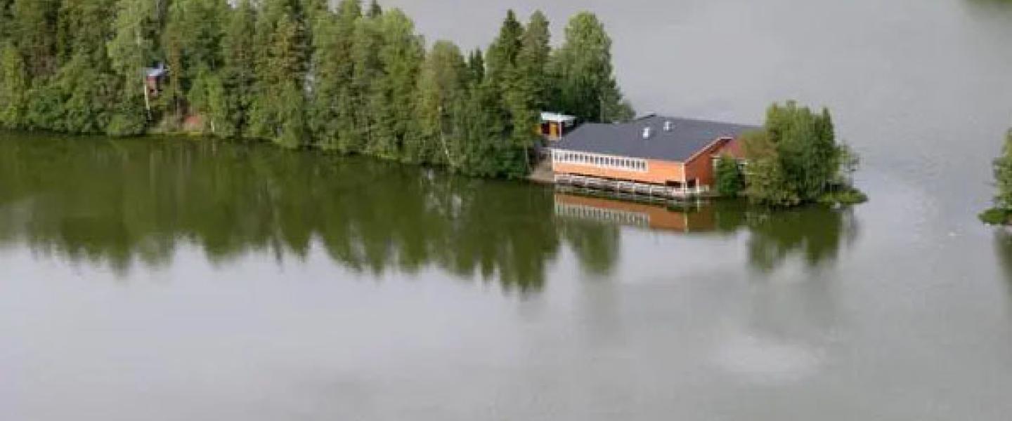 Täällä tanssitaan
