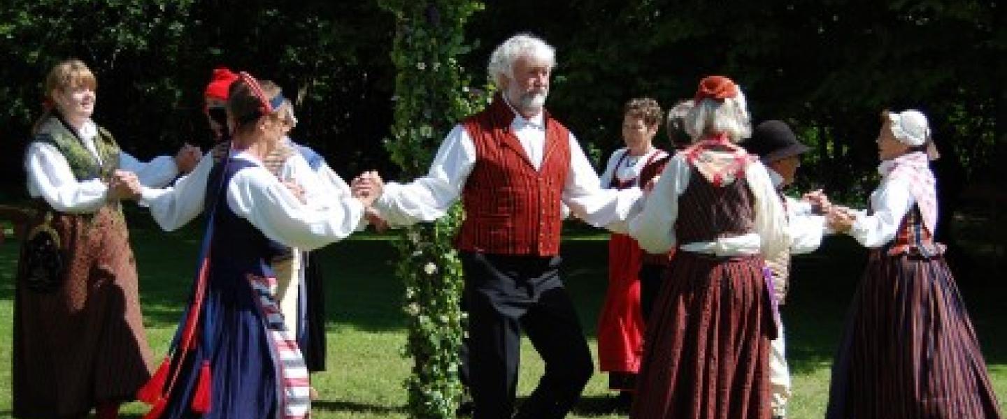 Päivätanssit