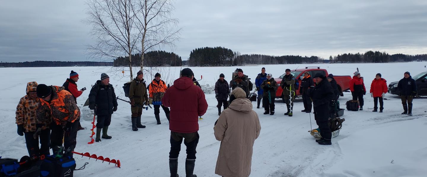 Kilpailijat Joroisten pilkkikisoissa