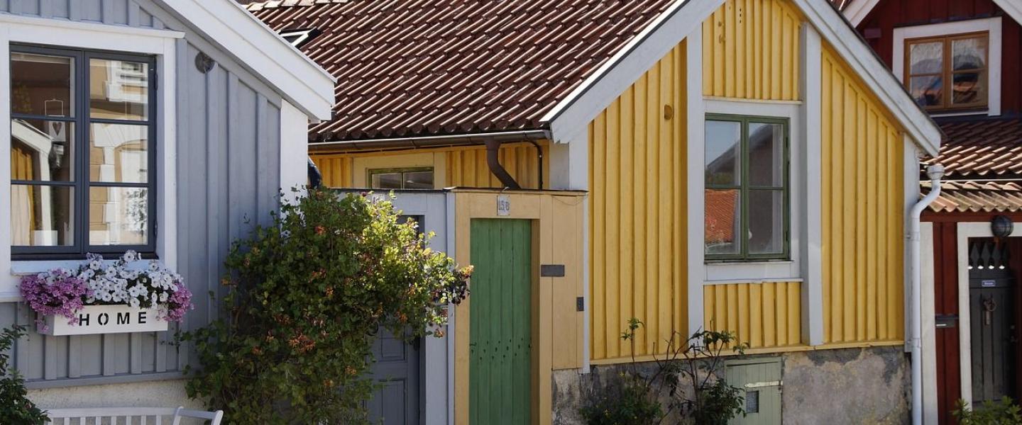 Kaupunkinäkymä näytelmästä Sotkassa