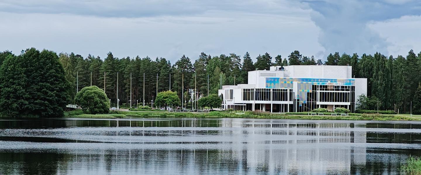 irjantausta