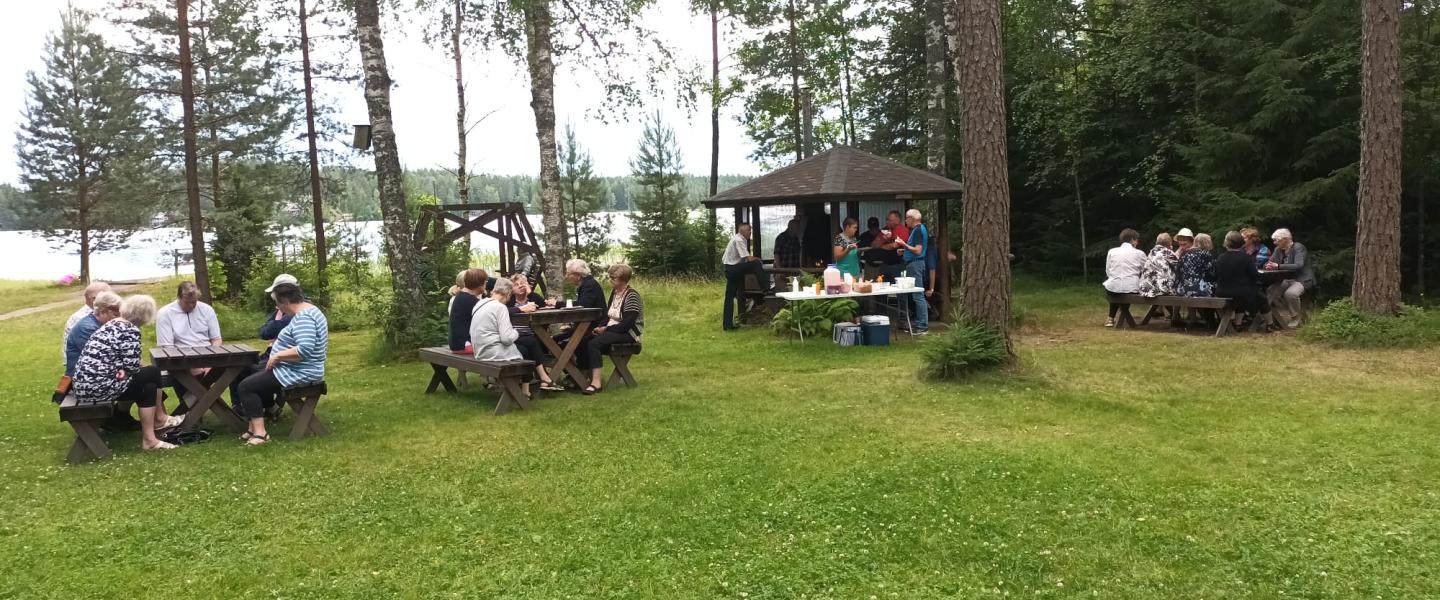 Pertteli Kesäpäivä Rantapirtillä