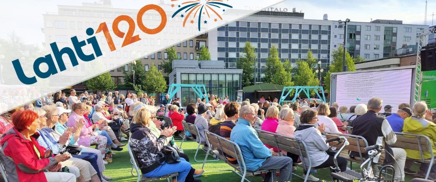 Yhteislaulua Lahden torilla - teemana Lahti 120 v.