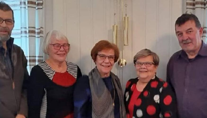 Hallituksesta eronneet